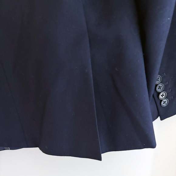 Coconut (El Corte Inglés) Navy Blazer —Youth 11-12 - Picture 5 of 6